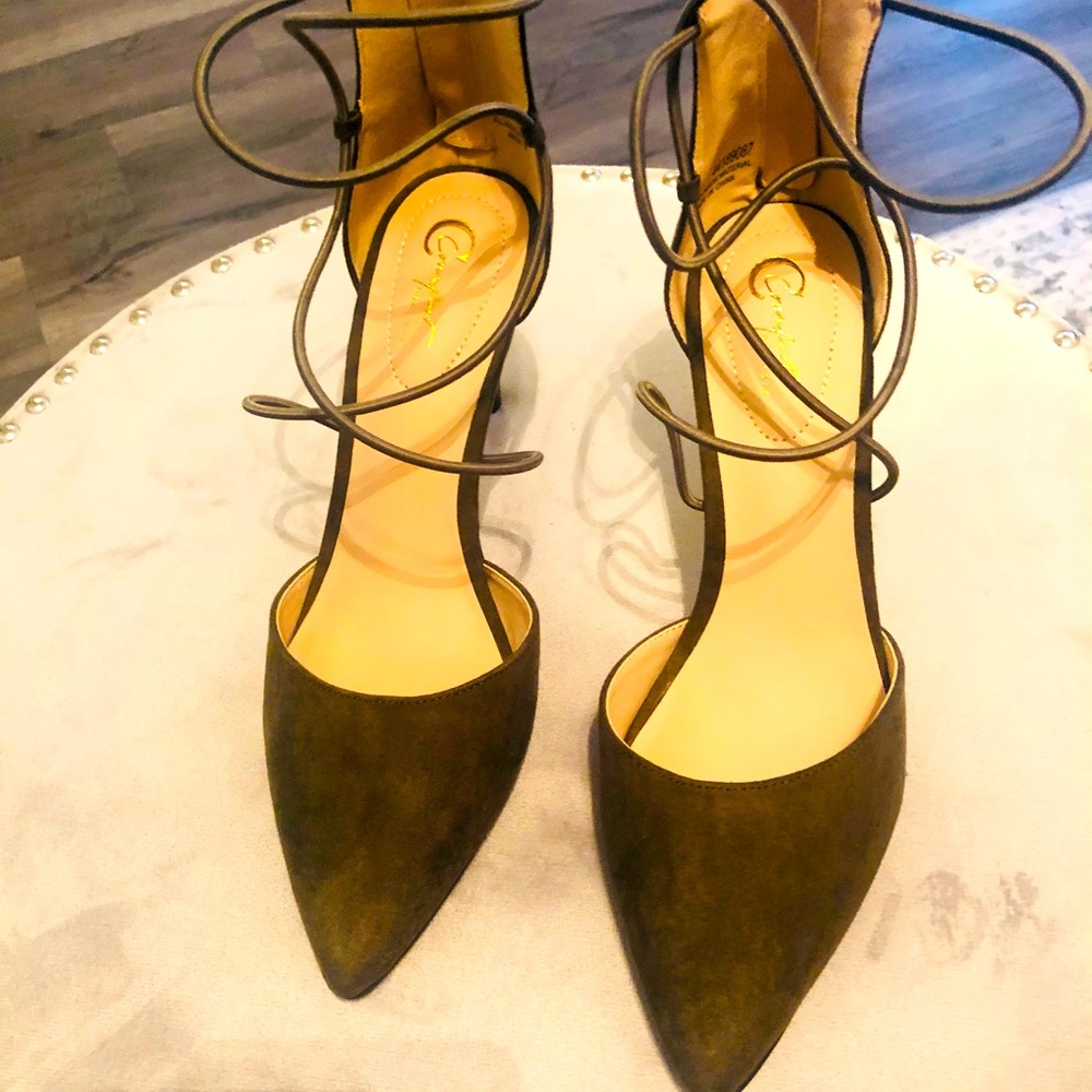 Women’s Shoes